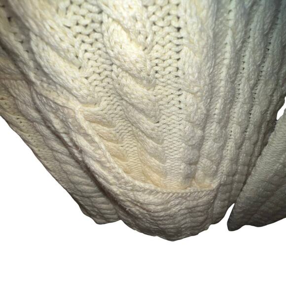 JP Beringer ladies size S/M yellow cable net crewneck pouch pocket USA sweater ￼ - Picture 5 of 8